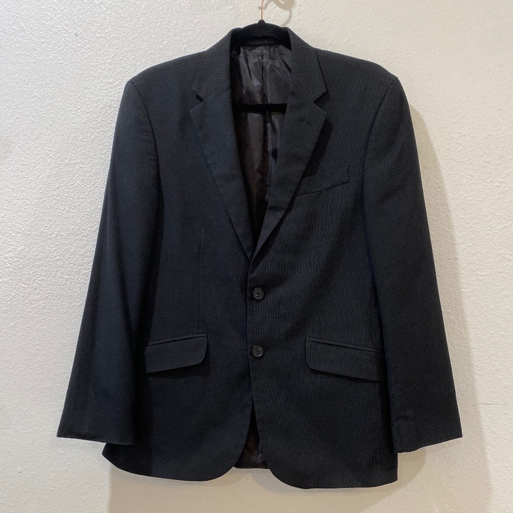 Black pinstripe men’s unlisted by Kenneth Cole jacket size 38